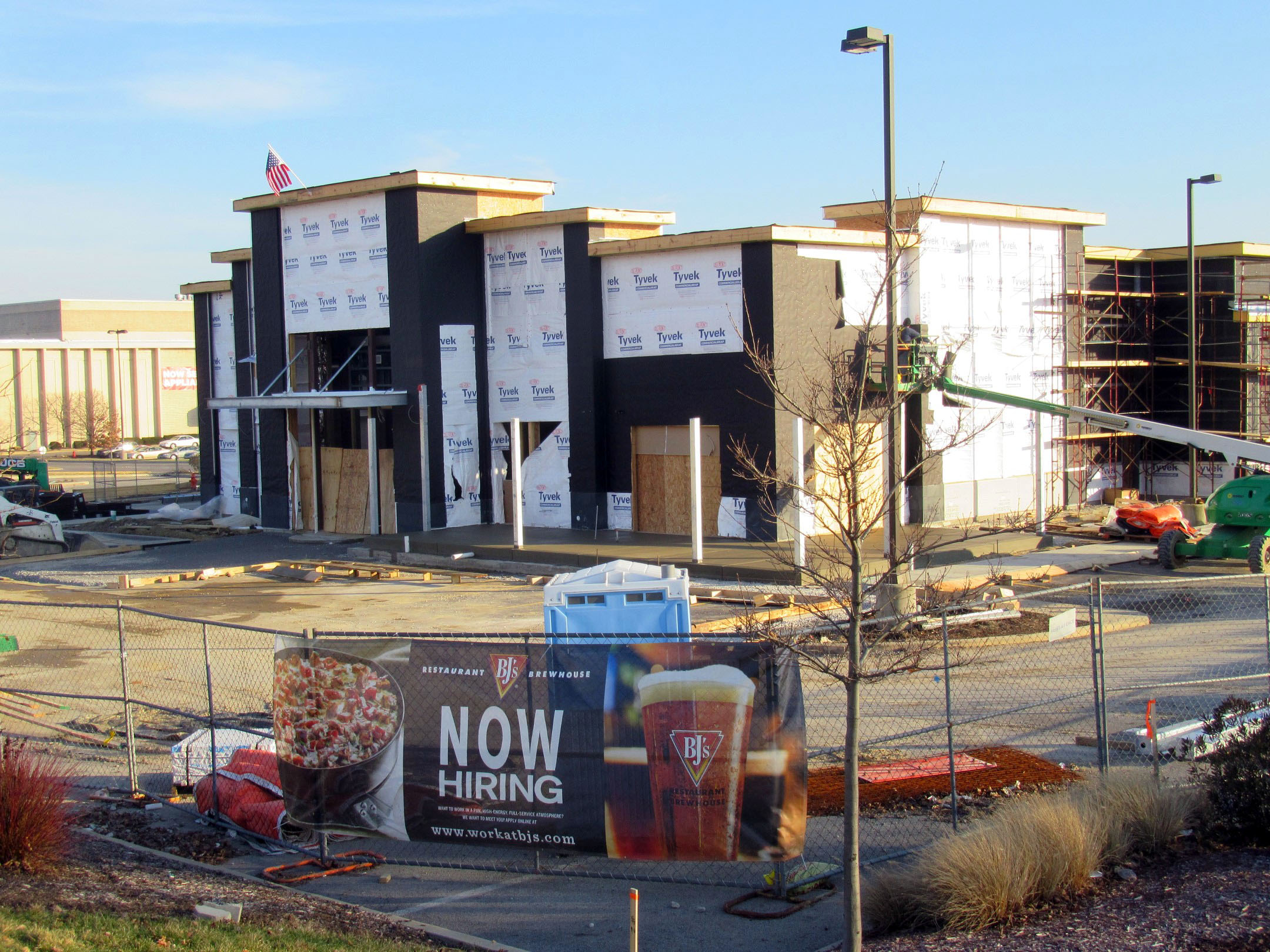 BJ’S Restaurant and Brewhouse to open in late April